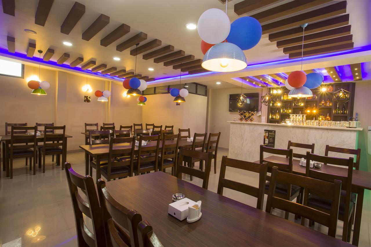 Oyo 146 Somewhere Hotel & Resturant Κατμαντού Εξωτερικό φωτογραφία
